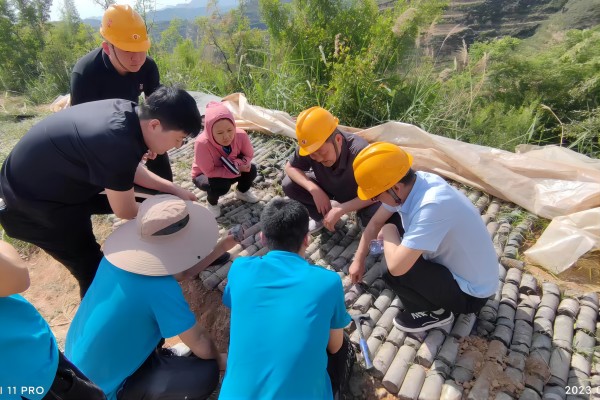 韩城分公司与韩城矿业桑树坪煤矿用“芯”共建友谊桥梁.jpg